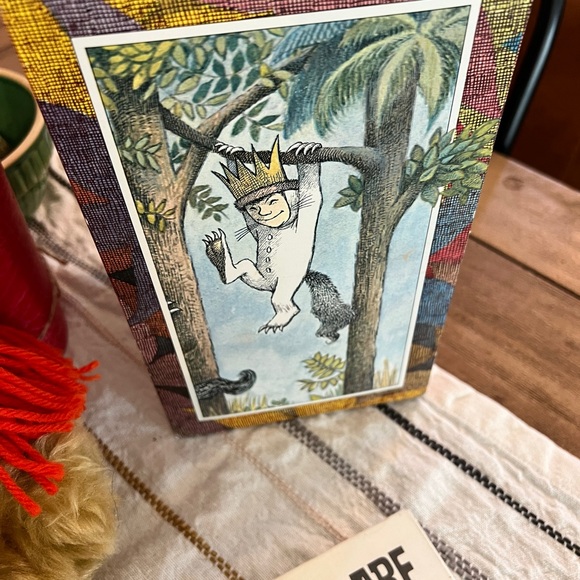 Where the Wild Things Are:NIB Wild Thing#3 Doll & 25th Anniversary Ed. Book. - Picture 12 of 15